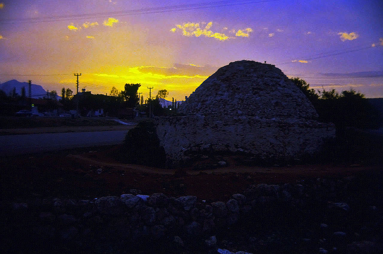 18.04.1993 | Antalya Kepez | Sonnenuntergang über Zisterne