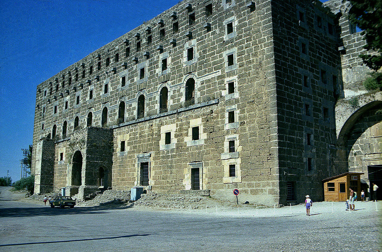 30.07.1990 | Theater | Theater Vorplatz