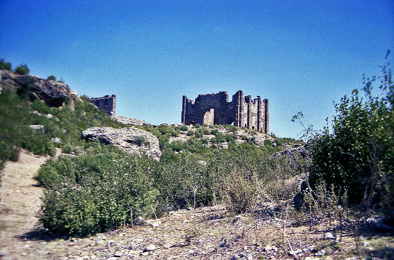30.07.1990 | Basilika | Basilika im Abstieg