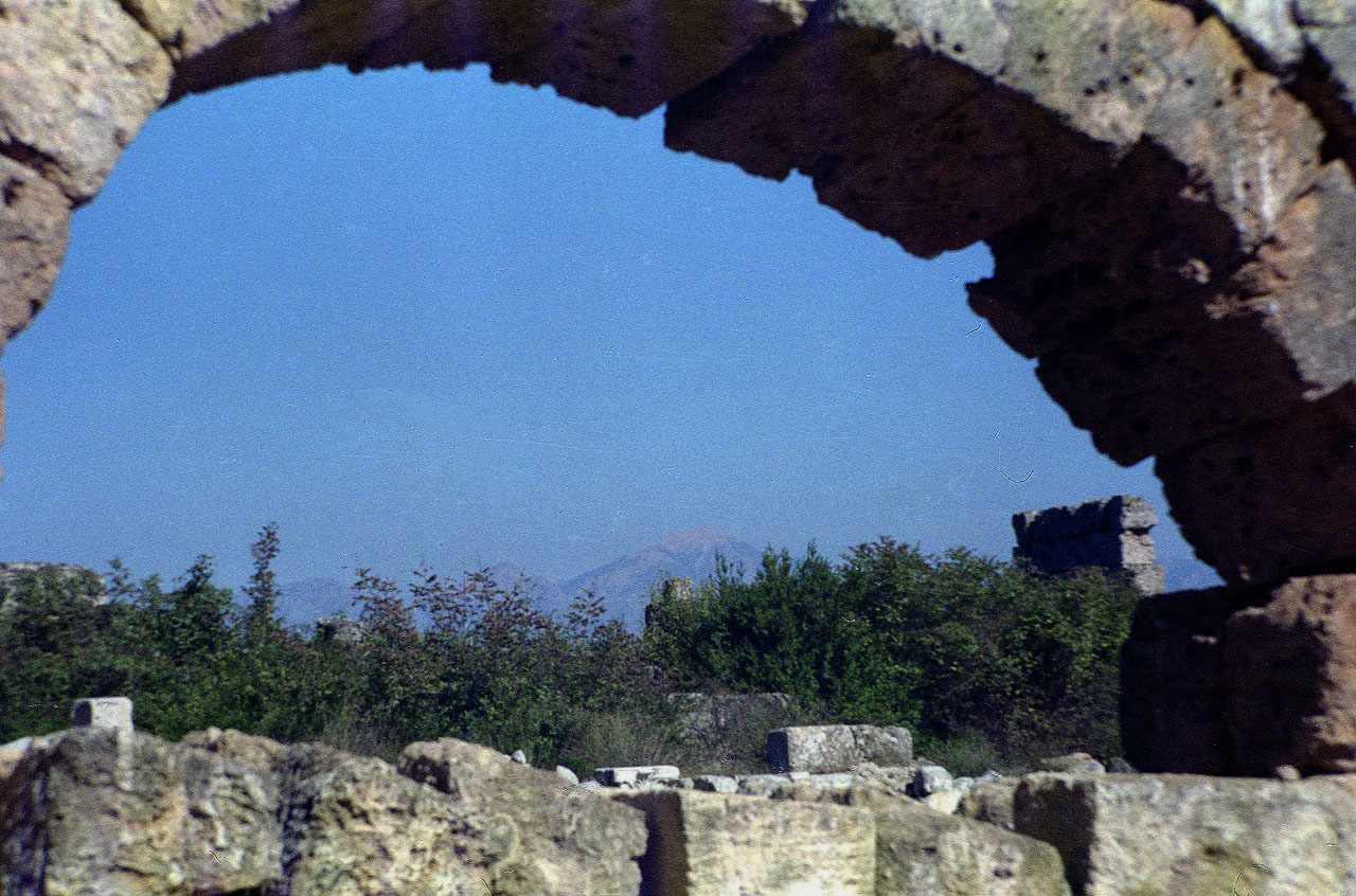 06.11.1994 | Theater   | Blick von Galerie auf Taurus