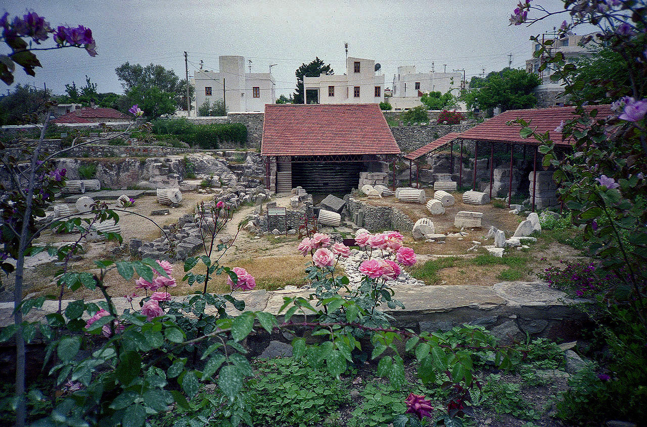 06.04.1993 | Mausoleum   | geringe Reste am Platz des Mausoleums