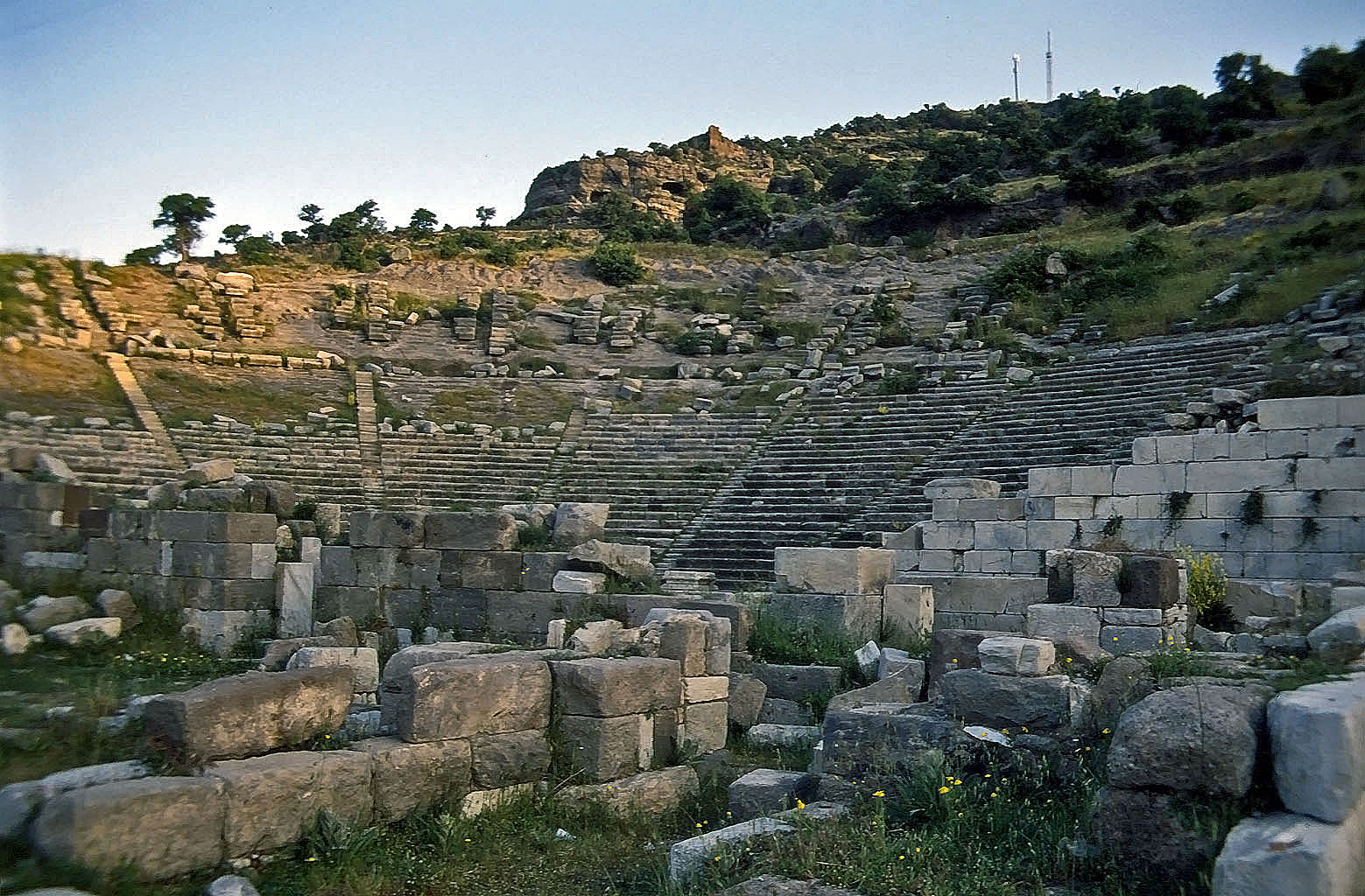 24.04.1993 | Theater | Bühnengebäude und Sitzreihen