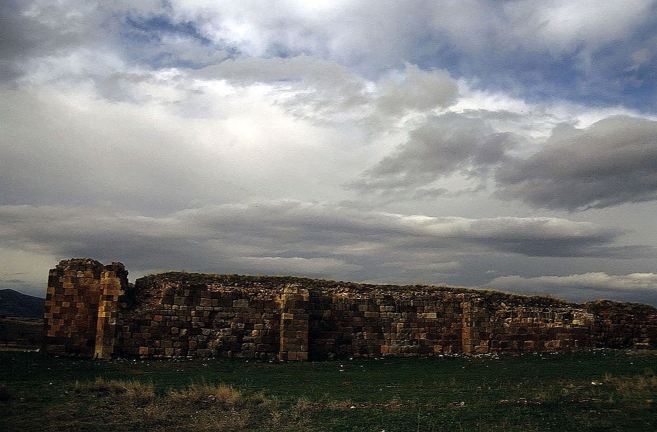 30.04.1993 | Kandemir   | Karawanserei Kandemir von der Seite